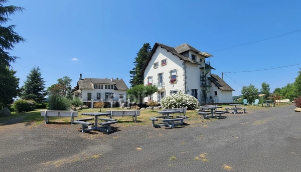 Hebergement touristique - gîtes - chambres d'hôtes - salle de reception