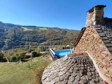 Character house with breathtaking views of the Lot valley Vieillevie (15)