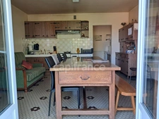 Maison au calme à vendre 7 pièces sur belle surface de terrain