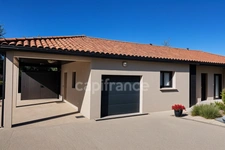 MAISON RECENTE (2022) – QUARTIER CALME & PROCHE CENTRE-VILLE MAURS (15)