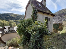 Maison de caractère sur les rives du Lot – Saint-Projet-de-Cassaniouze (15)