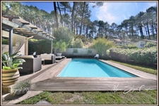 House for sale VILLA 10 rooms SEIGNOSSE (40) Three independent dwellings, calm and green setting.