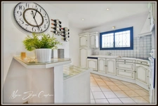 House for sale 5 rooms SOUSTONS (40) 150 m² on one level, in a quiet location.