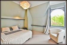 Maison de caractère à vendre 12 pièces  (40) de 355 m² au coeur du centre-ville.