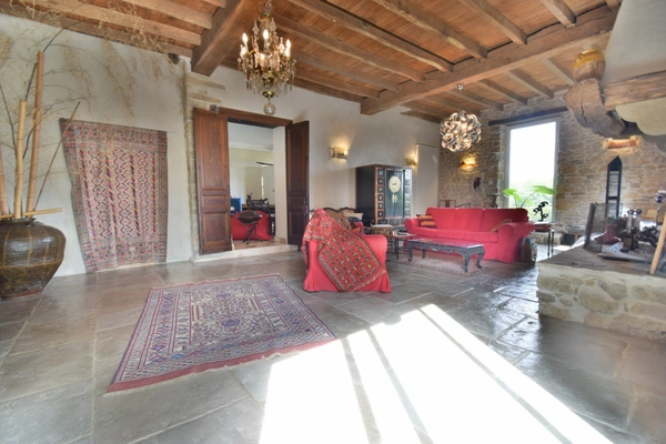 Maison à vendre 10 pièces BAYONNE, PROPRIETE DE CHARME DE 355 M² AU CALME.