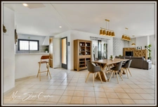 House for sale 5 rooms SOUSTONS (40) 150 m² on one level, in a quiet location.