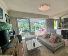 8-room property for sale in Mont-de-Marsan (40), 210 m², close to shops