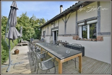 Maison Landaise de charme de 140 m² à vendre 6 pièces CASTETS (40) au calme avec piscine.