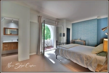 Maison de caractère à vendre 12 pièces  (40) de 355 m² au coeur du centre-ville.