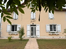 Maison à vendre 10 pièces  (40)