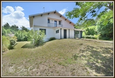 Landes department (40), for sale in Moliets et Maa, renovated villa of 185 m².