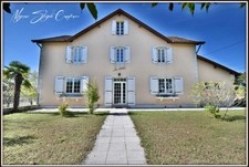 Maison de maître de 224 m² environ à vendre 10 pièces  (40) et dépendances