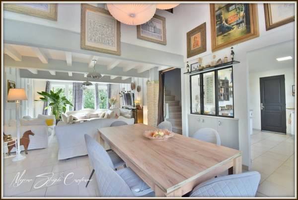 Maison Landaise de charme de 140 m² à vendre 6 pièces CASTETS (40) au calme avec piscine.