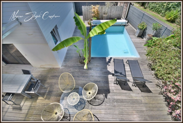 Maison à vendre 8 pièces SOUSTONS (40) de 155 m² environ + DEPENDANCE de 45 m² proche lac