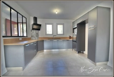 VILLA D'ARCHITECTE DE PLAIN PIED à vendre 6 pièces  (40) DE 135 M² ENTRE FORET ET OCEAN