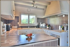 Maison Landaise à vendre 6 pièces de 155 m² MAGESCQ (40) avec piscine  et photovoltaïques.