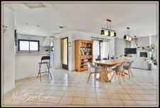 House for sale 5 rooms SOUSTONS (40) 150 m² on one level, in a quiet location.