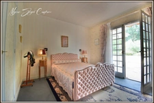 Property for sale 8 rooms MIMIZAN (40) with private lake.