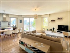 Appartement à vendre 2 pièces 50 m² avec balcon et parking GARE SUD (44000)