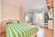 Ideal for investors, pied-à-terre, first-time buyers or student accommodation - Studio 17.88 m² – Paris 17th arrondissement, Ternes / Maillot district –
