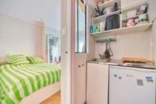 Ideal for investors, pied-à-terre, first-time buyers or student accommodation - Studio 17.88 m² – Paris 17th arrondissement, Ternes / Maillot district –