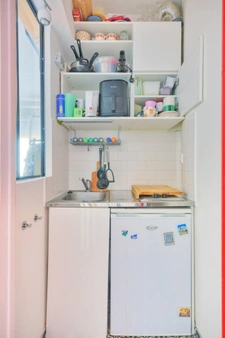 Ideal for investors, pied-à-terre, first-time buyers or student accommodation - Studio 17.88 m² – Paris 17th arrondissement, Ternes / Maillot district –