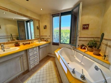 Maison d’exception à Jonage – 180 m² entre nature et modernité