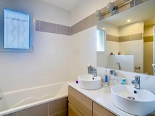 À vendre SPLENDIDE MAISON MODERNE AVEC PISCINE ET PRESTATIONS HAUT DE GAMME – MONNETIER-MORNEX