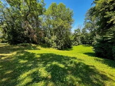 Rare à la vente ! Maison familiale de 130 m² sur 10 700 m² de terrain arboré à Reignier
