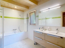 Chalet neuf mitoyen 2024 – Un havre de paix face aux montagnes Petit Bornand (74)