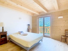 Chalet neuf mitoyen 2024 – Un havre de paix face aux montagnes Petit Bornand (74)