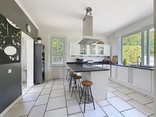 Exceptional 7-room property of 380m2 on the heights of Collonges-sous-Salève – Peaceful location, Jura views, swimming pool and 1000m2 building plot SOUS SALEVE (74)