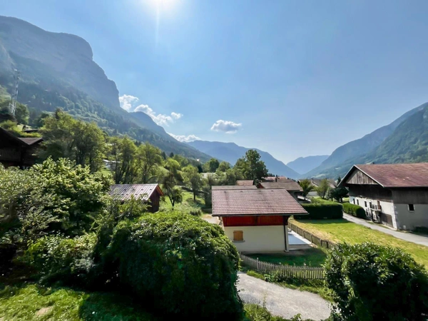 Chalet neuf mitoyen 2024 – Un havre de paix face aux montagnes Petit Bornand (74)