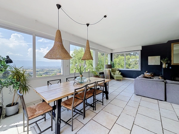 Propriété 7 pièces d'exception 380m2 avec terrain à construire 1000M2 sur les hauteurs de Collonges-sous-Salève – Calme, Vue Jura, piscine SOUS SALEVE (74)
