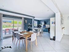 À vendre SPLENDIDE MAISON MODERNE AVEC PISCINE ET PRESTATIONS HAUT DE GAMME – MONNETIER-MORNEX
