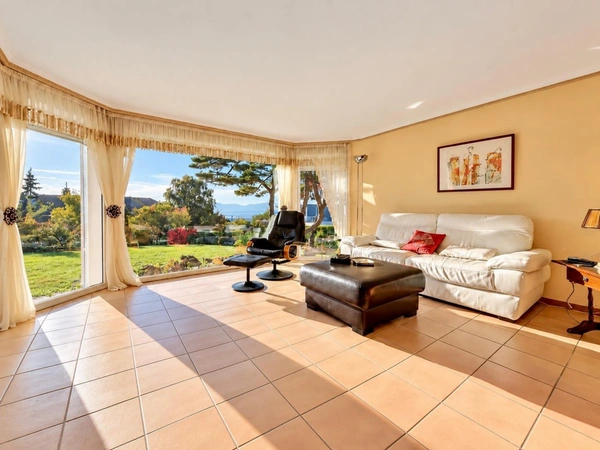 A VENDRE NOUVEAUTÉ À LOISIN – MAISON FAMILIALE T5 DE 200 M² AVEC VUE LAC LÉMAN ET JURA (74)