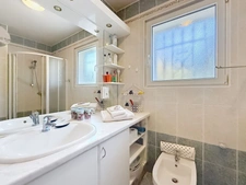 House for sale 6 rooms VETRAZ MONTHOUX (74)