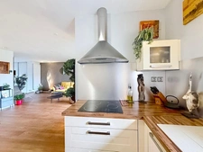 SUPERBE T2 TRAVERSANT AU DERNIER ÉTAGE AVEC DEUX TERRASSES, CAVE ET GARAGE ANNEMASSE (74)