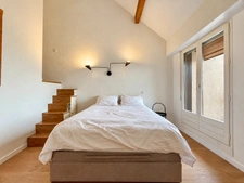 Talloires (74) – T2 bis meublé de 42 m² en triplex, deux balcons vue lac