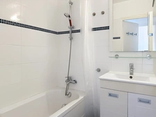 Gaillard – Appartement meublé avec balcon et parking, aux portes de Genève