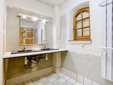 Maison 193 m² à Faverges - Terrain 964 m² - possibilité 2 logements  (74)