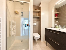VIUZ-LA-CHIÉSAZ (74) – APPARTEMENT T4 DE 100 M² – DERNIER ÉTAGE – TERRASSE DE 33 M²