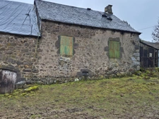 Maison à vendre 4 pièces SAINT SATURNIN (15)