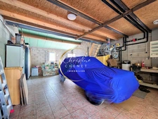 Maison 4 chambres double garage.