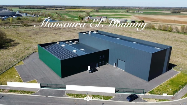 Beau Bâtiment industriel récent et moderne avec bureaux : clés en main  / 37 