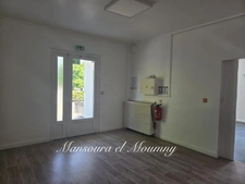 Propriété à vendre 20 pièces CHATEAU RENAULT (37)