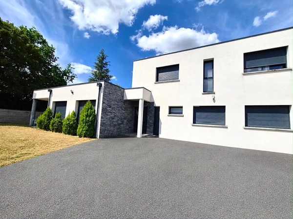 SUBLIME MAISON CONTEMPORAINE  JOUE LES TOURS (37)