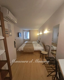 HÔTEL BUREAU EXEPTIONNEL  /    25 pièces au Coeur de TOURS (37)