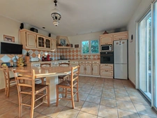 Maison à vendre 8 pièces SAINT CHRISTOPHE DE DOUBLE (33)