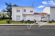 Maison 79 m² avec garage et piscine ST MERDARD DE GUIZIERES